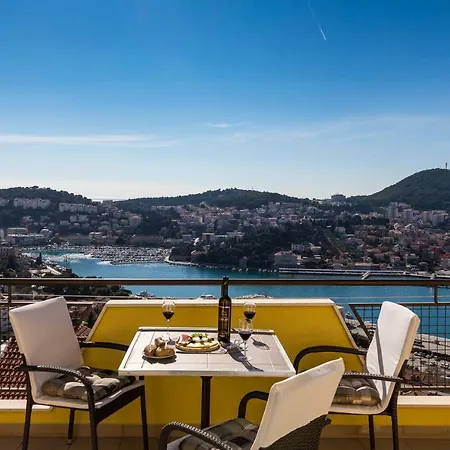Nikol * Dubrovnik